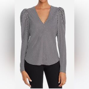 FRAME Striped Black/White Silk Shirred V-Neck Top. Women’s Size: S/P.